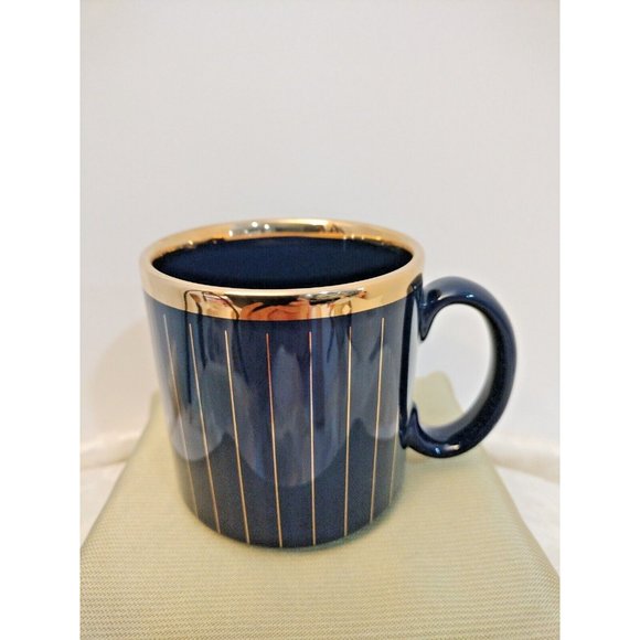 Porcelain Coffee Mug Blue W/Gold Tone Made In New England 3"3/4x3"1/2 New - Picture 2 of 6
